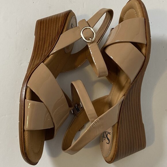 Sofft Gabella Wedge Sandals Sz 7.5 Beige Patent Leather Open Toe Ankle Strap - Picture 11 of 16